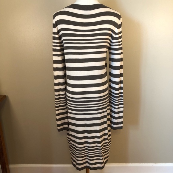 French Connection Gray & White Striped Fine Gage Knit Long Sleeve Dress Size 10 - Picture 3 of 10